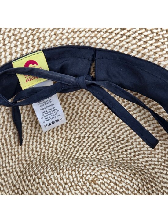 Solar Escape Wide Brim Sun Hat With Adjustable Chin Cord & Headband Lightweight
